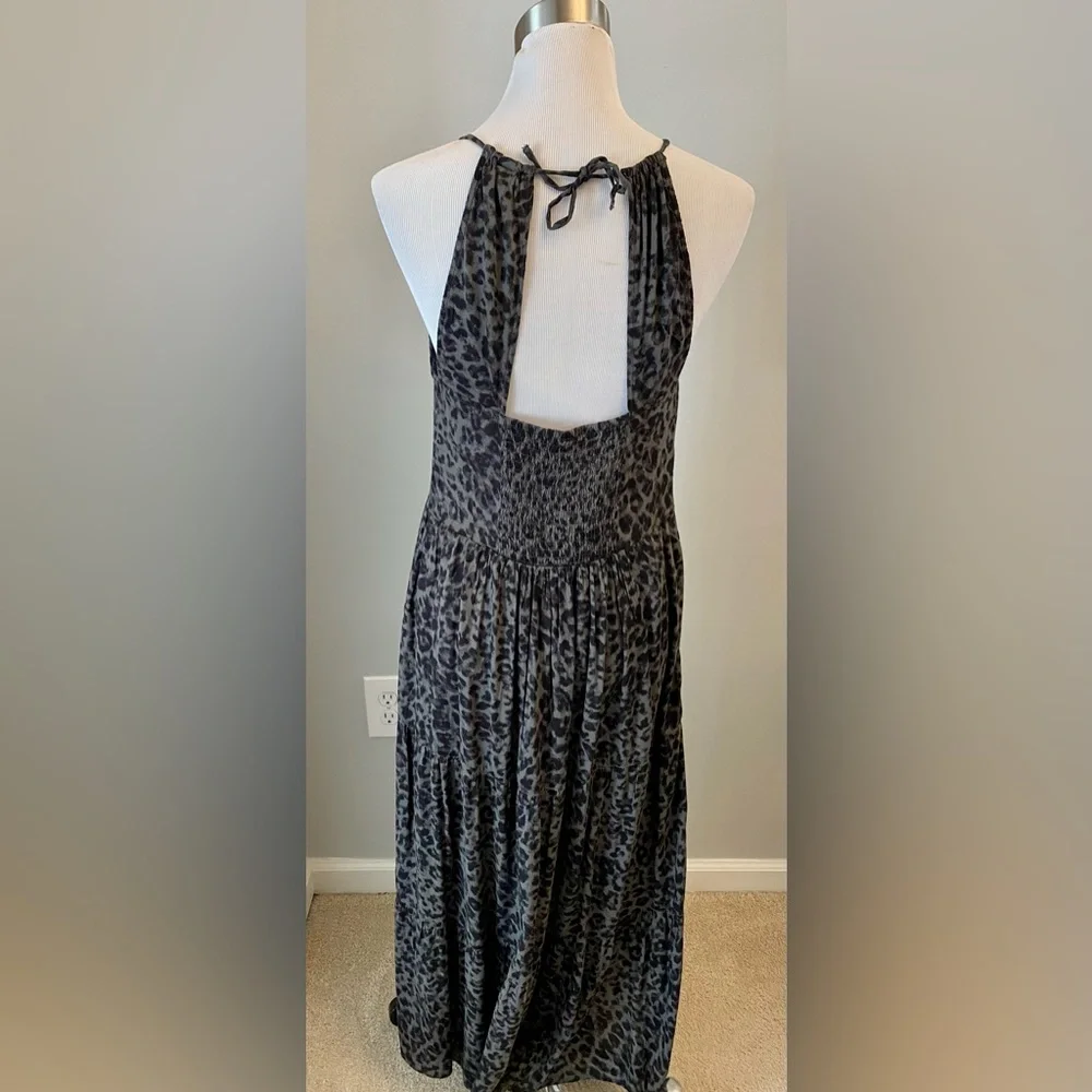 NEW WITHOUT TAGS Old Navy Gray Leopard Print Maxi Dress (NWOT) - Picture 4 of 7